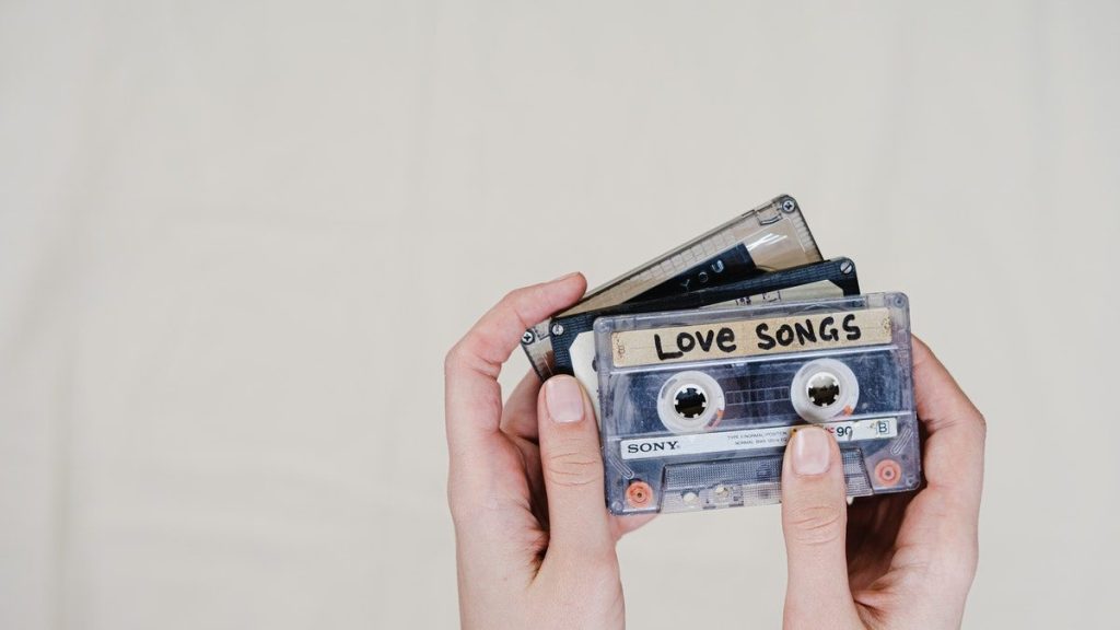 Love is when your heart is singing (and&nbsp;dancing!)