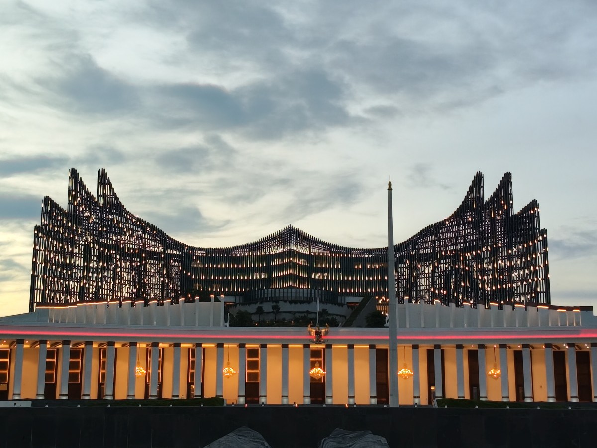 Idul Fitri, IKN and Meninggalkan Ruang&nbsp;Tunggu